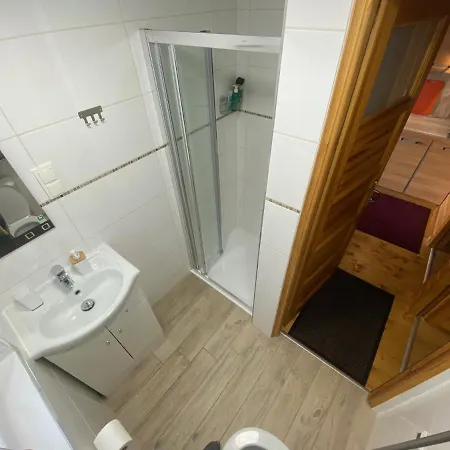 Domekwroznowiepl Roznow