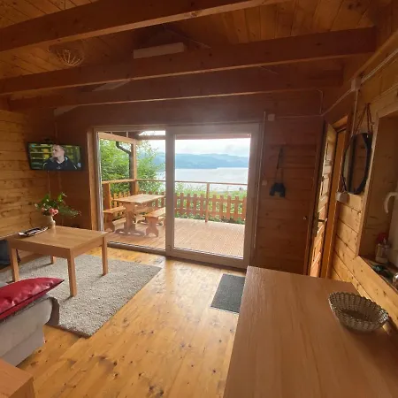 Domekwroznowiepl Dağ evi Roznow